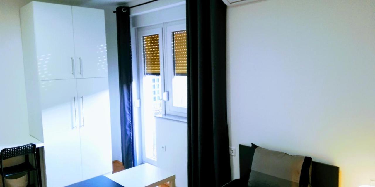 Pula Center Green Park Apartments And Rooms Екстериор снимка