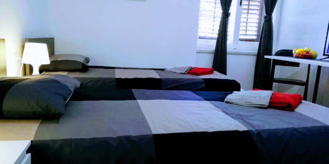 Pula Center Green Park Apartments And Rooms Екстериор снимка